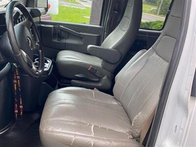 2018 Chevrolet Express LS 3500   - Photo 12 - Winchester, VA 22601