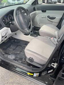 2010 Hyundai ACCENT GLS - Photo 3 - Winchester, VA 22601