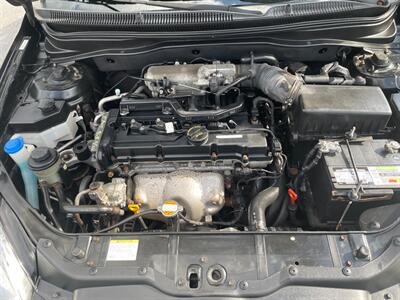 2010 Hyundai ACCENT GLS - Photo 8 - Winchester, VA 22601