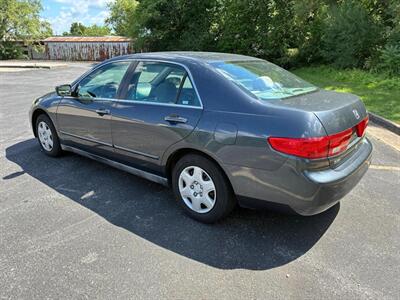 2005 Honda Accord LX - Photo 5 - Winchester, VA 22601