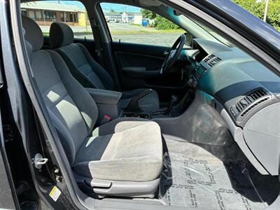 2005 Honda Accord LX - Photo 6 - Winchester, VA 22601