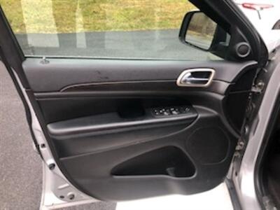 2017 Jeep Grand Cherokee Laredo 75th Anniversary - Photo 13 - Winchester, VA 22601