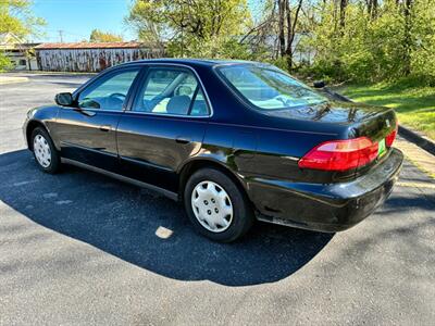 2000 Honda Accord LX   - Photo 5 - Winchester, VA 22601