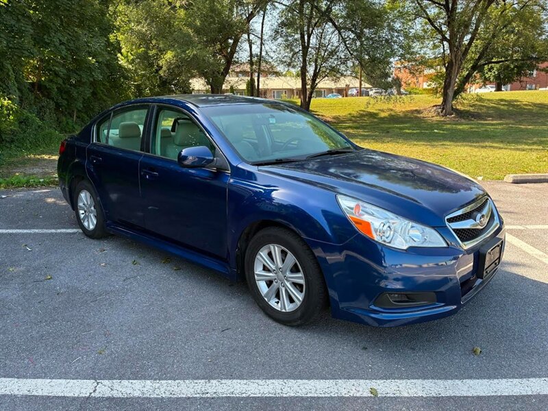 2011 Subaru Legacy 2.5i Premium   - Photo 1 - Winchester, VA 22601