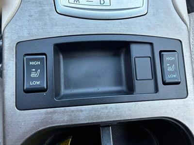 2011 Subaru Legacy 2.5i Premium   - Photo 15 - Winchester, VA 22601