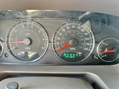 2005 Chrysler Sebring Touring - Photo 7 - Winchester, VA 22601