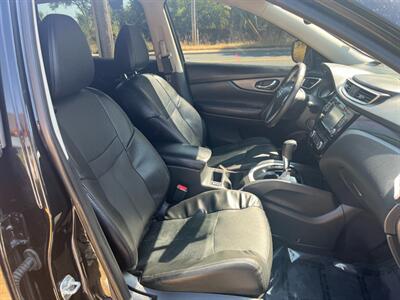 2016 Nissan Rogue SL   - Photo 6 - Winchester, VA 22601