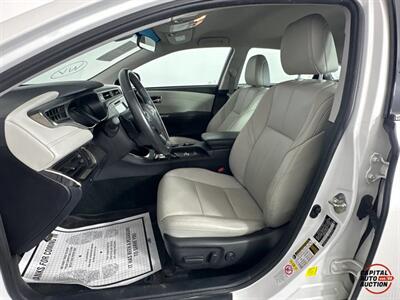 2018 Toyota Avalon XLE   - Photo 2 - Winchester, VA 22601