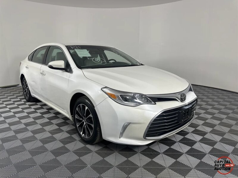 2018 Toyota Avalon XLE   - Photo 1 - Winchester, VA 22601
