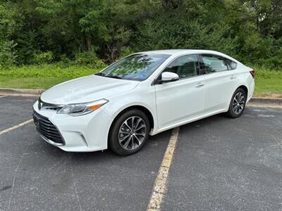 2018 Toyota Avalon XLE   - Photo 2 - Winchester, VA 22601