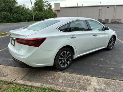 2018 Toyota Avalon XLE   - Photo 4 - Winchester, VA 22601