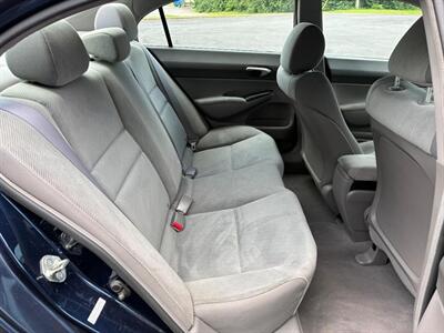 2011 Honda Civic LX - Photo 13 - Winchester, VA 22601