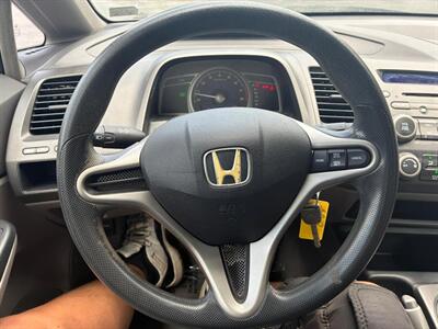 2011 Honda Civic LX - Photo 12 - Winchester, VA 22601