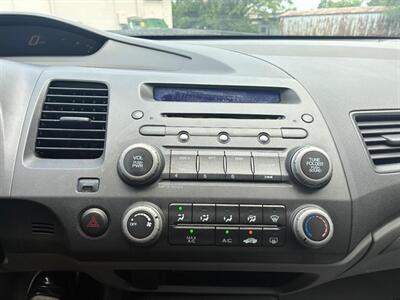 2011 Honda Civic LX - Photo 11 - Winchester, VA 22601