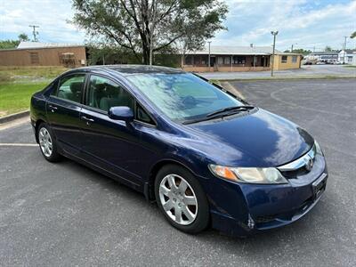 2011 Honda Civic LX - Photo 2 - Winchester, VA 22601