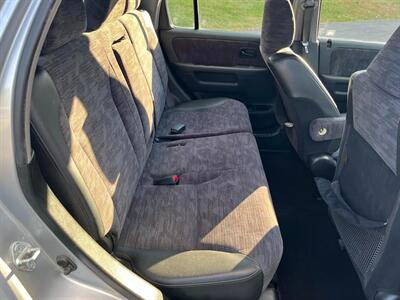 2002 Honda CR-V LX   - Photo 12 - Winchester, VA 22601