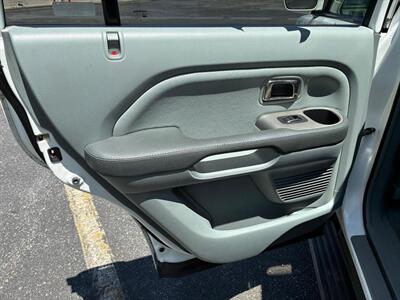 2005 Honda Pilot EX-L   - Photo 9 - Winchester, VA 22601