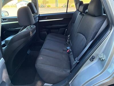 2010 Subaru Outback 2.5i Premium - Photo 10 - Winchester, VA 22601