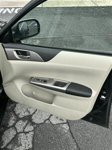 2009 Subaru Impreza 2.5i   - Photo 11 - Winchester, VA 22601