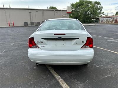 2004 Ford Focus SE   - Photo 5 - Winchester, VA 22601