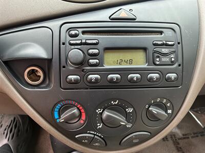 2004 Ford Focus SE   - Photo 10 - Winchester, VA 22601