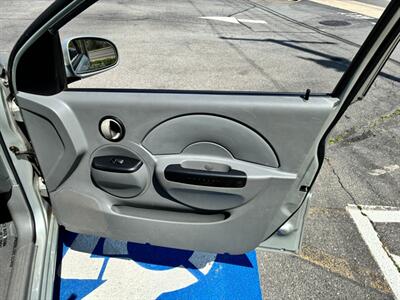 2005 Chevrolet Aveo LT   - Photo 14 - Winchester, VA 22601