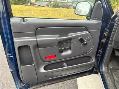 2004 Dodge Ram 1500 ST   - Photo 6 - Winchester, VA 22601