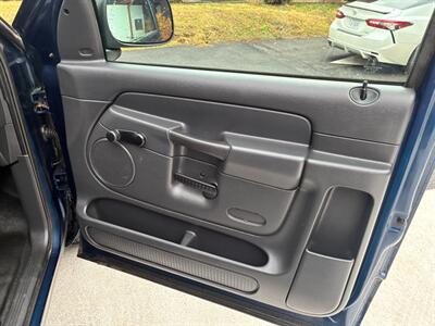 2004 Dodge Ram 1500 ST   - Photo 11 - Winchester, VA 22601