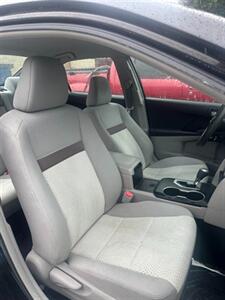 2012 Toyota Camry LE - Photo 7 - Winchester, VA 22601