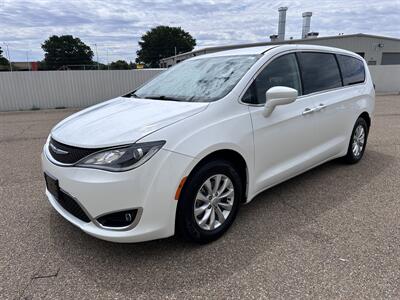 2019 Chrysler Pacifica Touring Plus   - Photo 1 - Amarillo, TX 79109