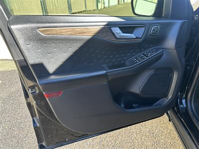 2020 Ford Escape Titanium   - Photo 7 - Amarillo, TX 79109