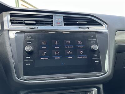 2020 Volkswagen Tiguan SE R-Line Black   - Photo 15 - Amarillo, TX 79109
