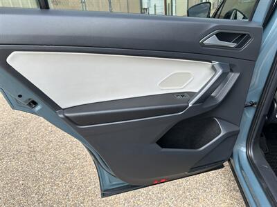 2020 Volkswagen Tiguan SE R-Line Black   - Photo 6 - Amarillo, TX 79109