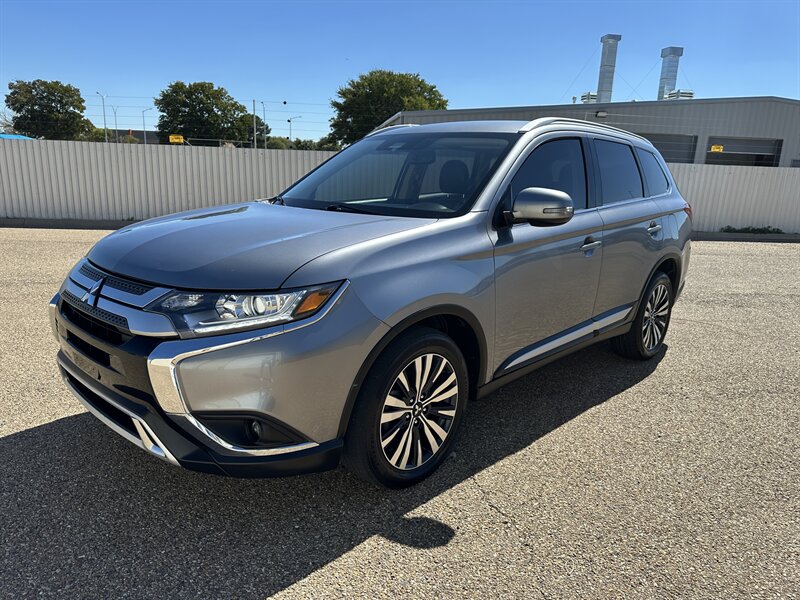 2020 Mitsubishi Outlander Special Edition   - Photo 1 - Amarillo, TX 79109