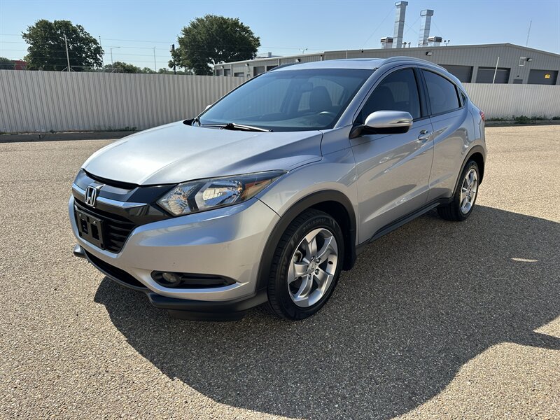 2017 Honda HR-V EX-L w/Navi   - Photo 1 - Amarillo, TX 79109