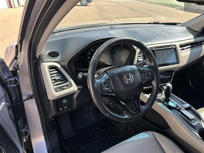 2017 Honda HR-V EX-L w/Navi - Photo 11 - Amarillo, TX 79109