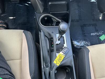 2018 Toyota RAV4 LE   - Photo 16 - Amarillo, TX 79109