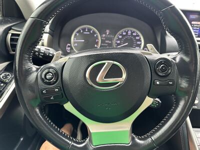 2016 Lexus IS 300   - Photo 11 - Amarillo, TX 79109