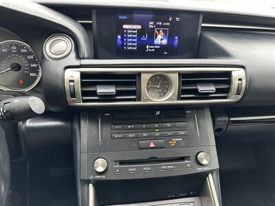 2016 Lexus IS 300   - Photo 13 - Amarillo, TX 79109