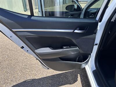 2020 Hyundai ELANTRA SEL   - Photo 6 - Amarillo, TX 79109