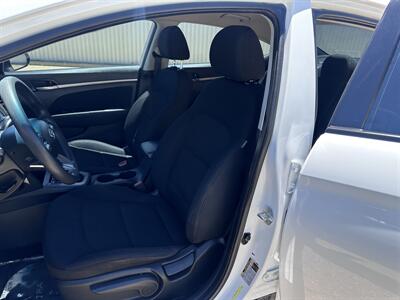 2020 Hyundai ELANTRA SEL   - Photo 13 - Amarillo, TX 79109