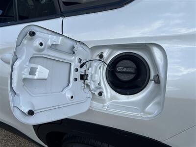 2022 Toyota Corolla Cross XLE   - Photo 14 - Amarillo, TX 79109