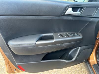 2020 Kia Sportage LX - Photo 9 - Amarillo, TX 79109