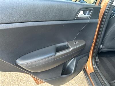 2020 Kia Sportage LX - Photo 6 - Amarillo, TX 79109