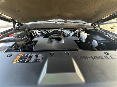 2018 Chevrolet Suburban LT   - Photo 4 - Amarillo, TX 79109