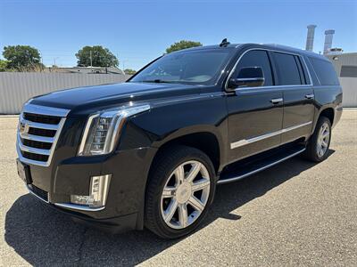 2019 Cadillac Escalade ESV Premium Luxury   - Photo 3 - Amarillo, TX 79109