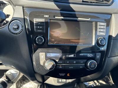 2018 Nissan Rogue SV   - Photo 16 - Amarillo, TX 79109