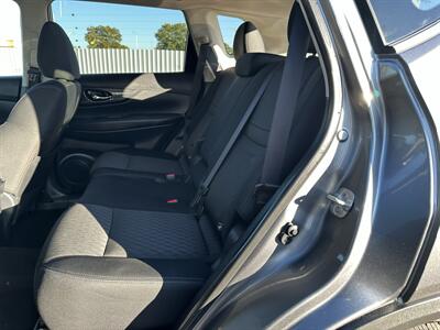2018 Nissan Rogue SV   - Photo 7 - Amarillo, TX 79109