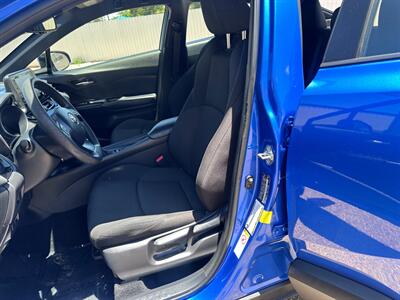 2019 Toyota C-HR LE   - Photo 10 - Amarillo, TX 79109