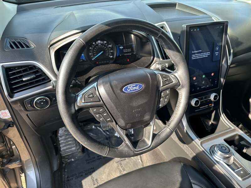 2023 Ford Edge SEL - Photo 11